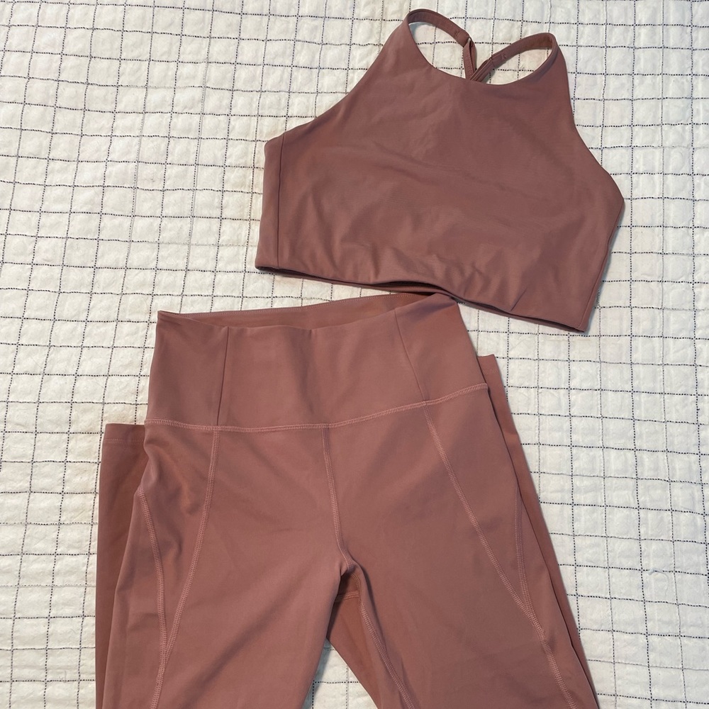 Girlfriend Collective Rosebud Set